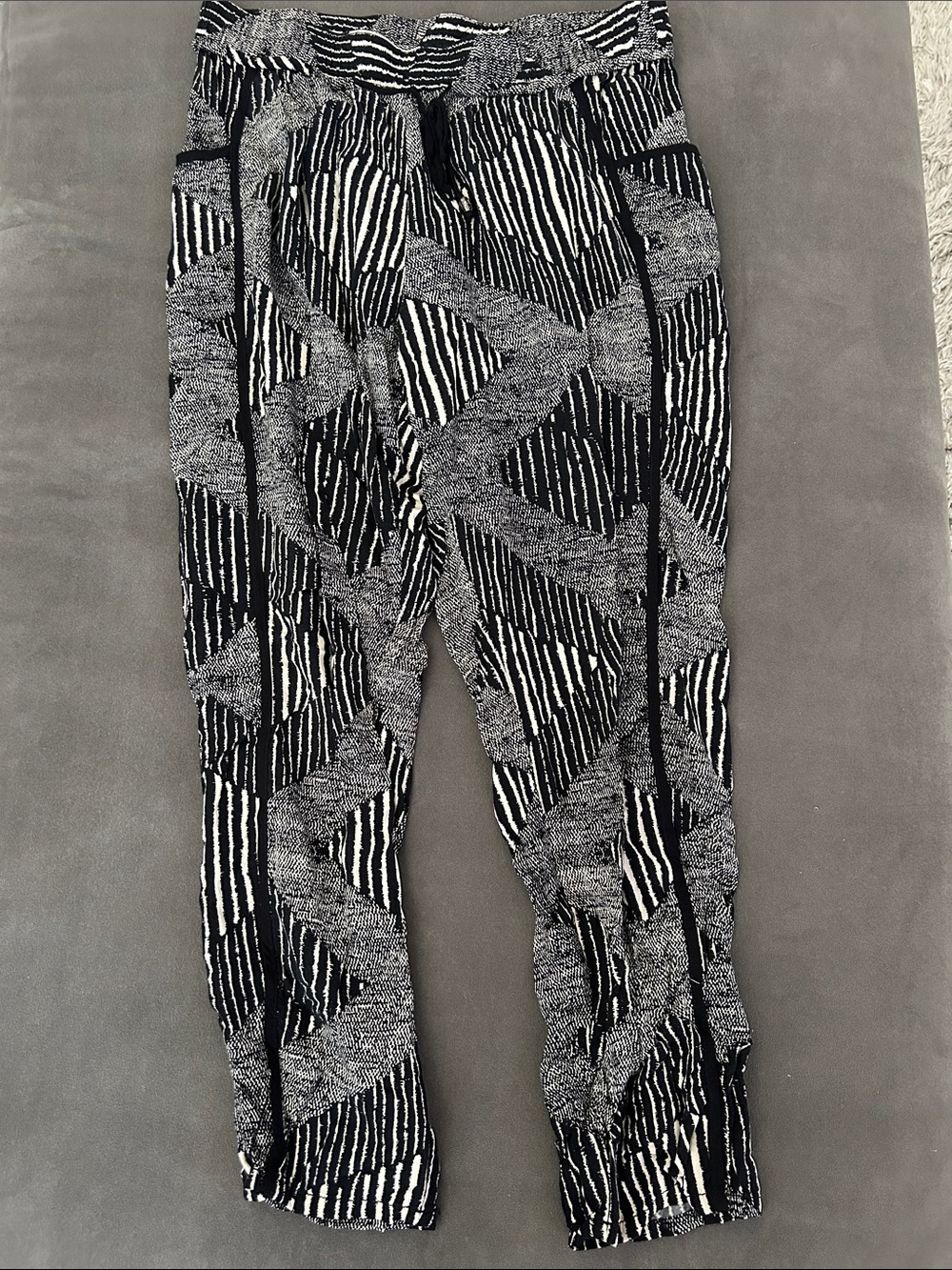Hei Hie Black & White Patterned Joggers - Women